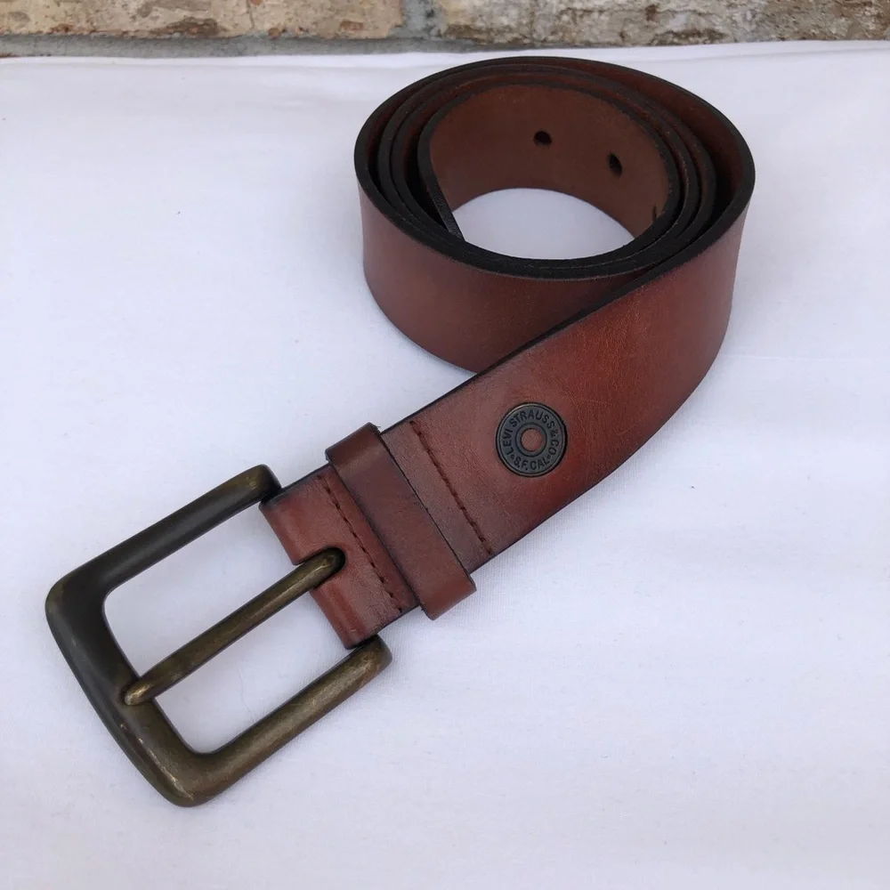 Levi’s Strauss & Co. Shotgun Leather Belt Brown Full Grain Brown Leather Size 38